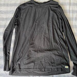 Vuori Strato Long Sleeve Tech Tee XXL